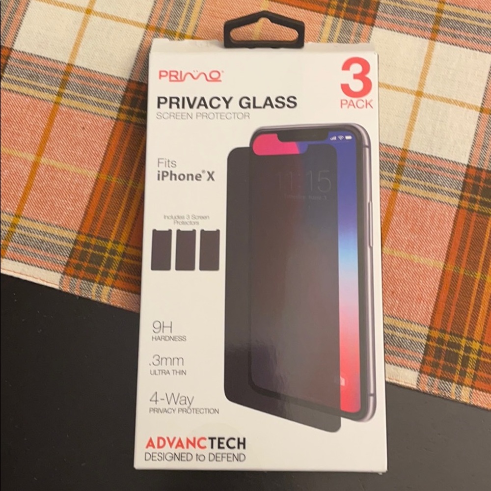 2 IPHONE X SCREEN PROTECTORS